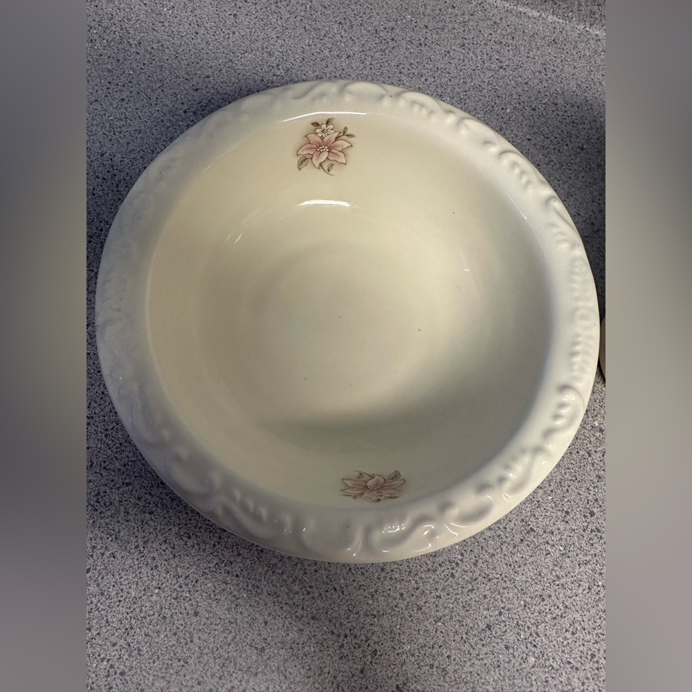 Floral Cream Bathroom Decor Set - Picture 2 of 14